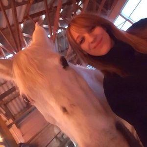 Meet your Posher, Jessica